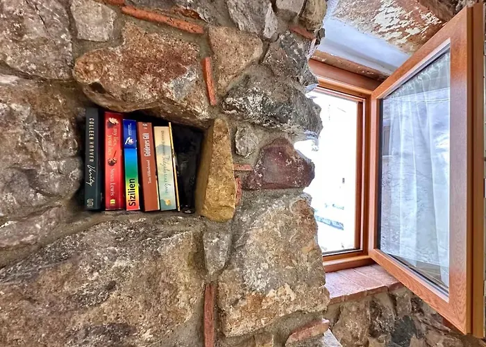 Stonehouse * Cefalú