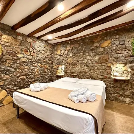 Stonehouse *